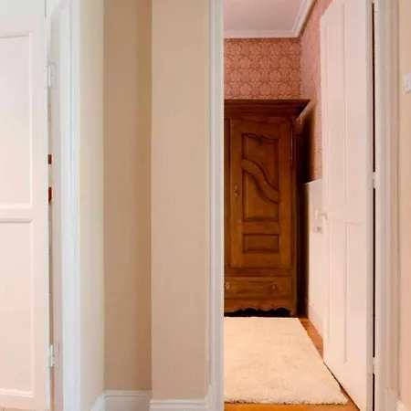 Kuia En Gran Bilbao Con Vistas A Un Parque Apartment Basauri