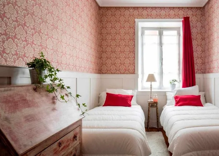 Kuia En Gran Bilbao Con Vistas A Un Parque Basauri