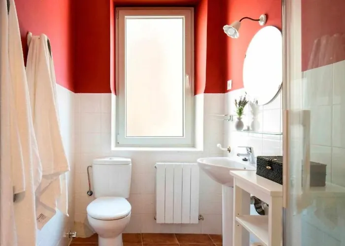 Kuia En Gran Bilbao Con Vistas A Un Parque Basauri